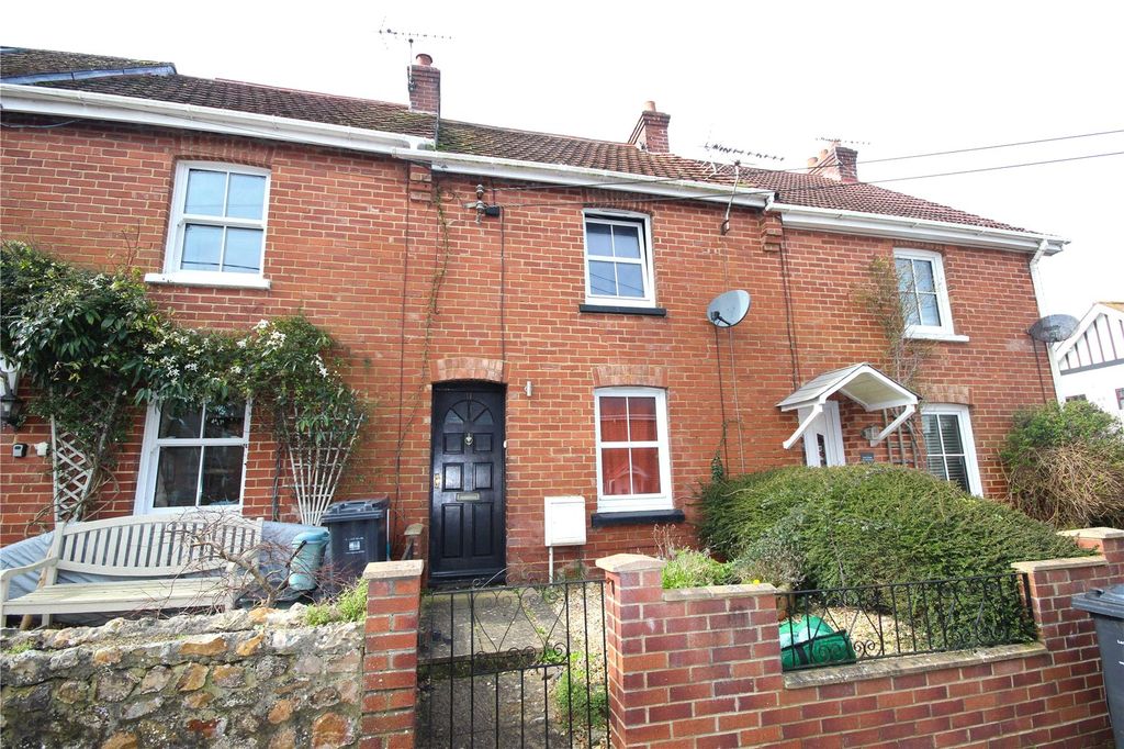 Property photo 1 of 16 Picture No. 02