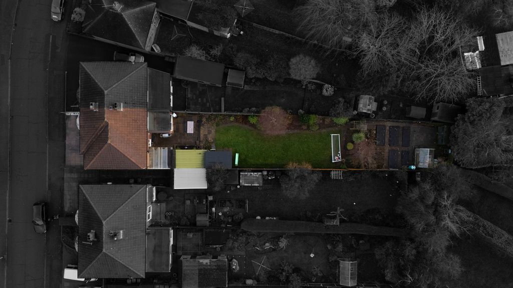 Property photo 2 of 30