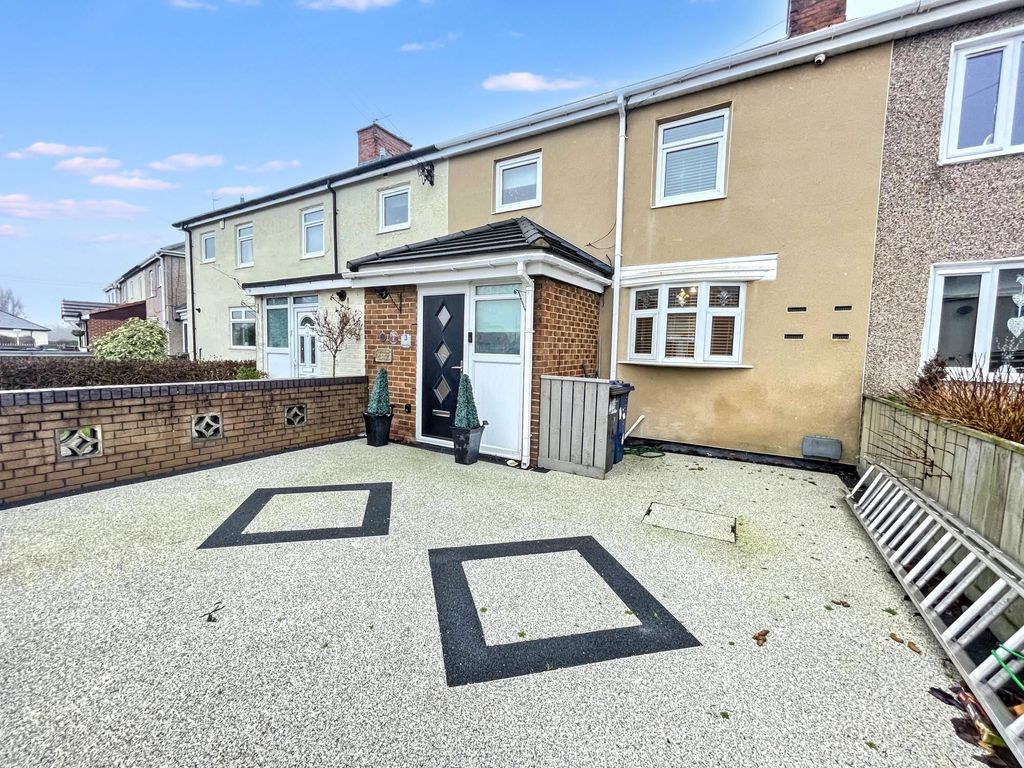 Property photo 3 of 9