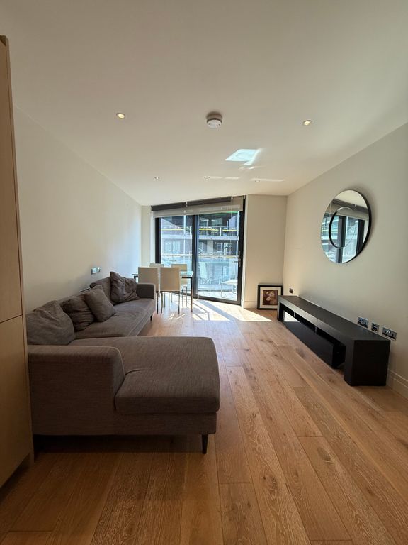 Property photo 3 of 12