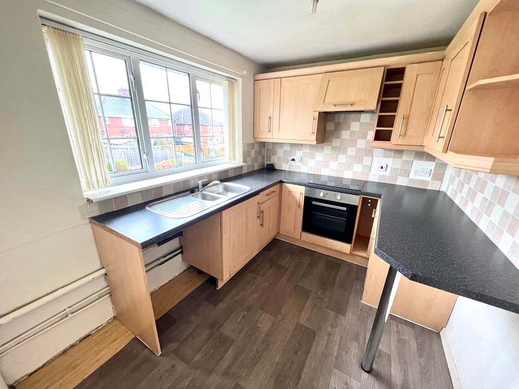 Property photo 3 of 5