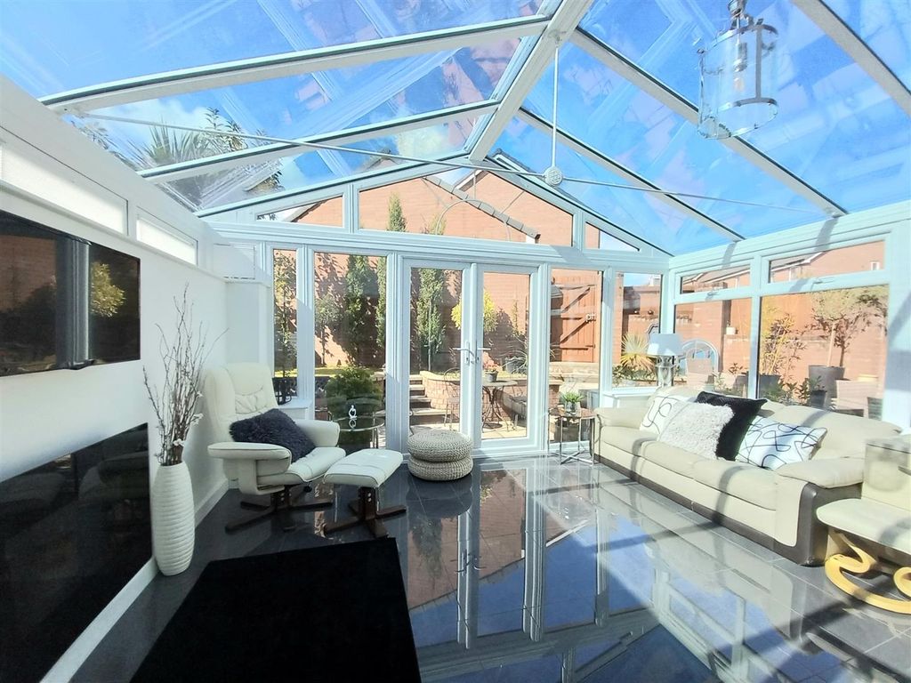 Property photo 2 of 15 Sea Breeze Cons.Jpg