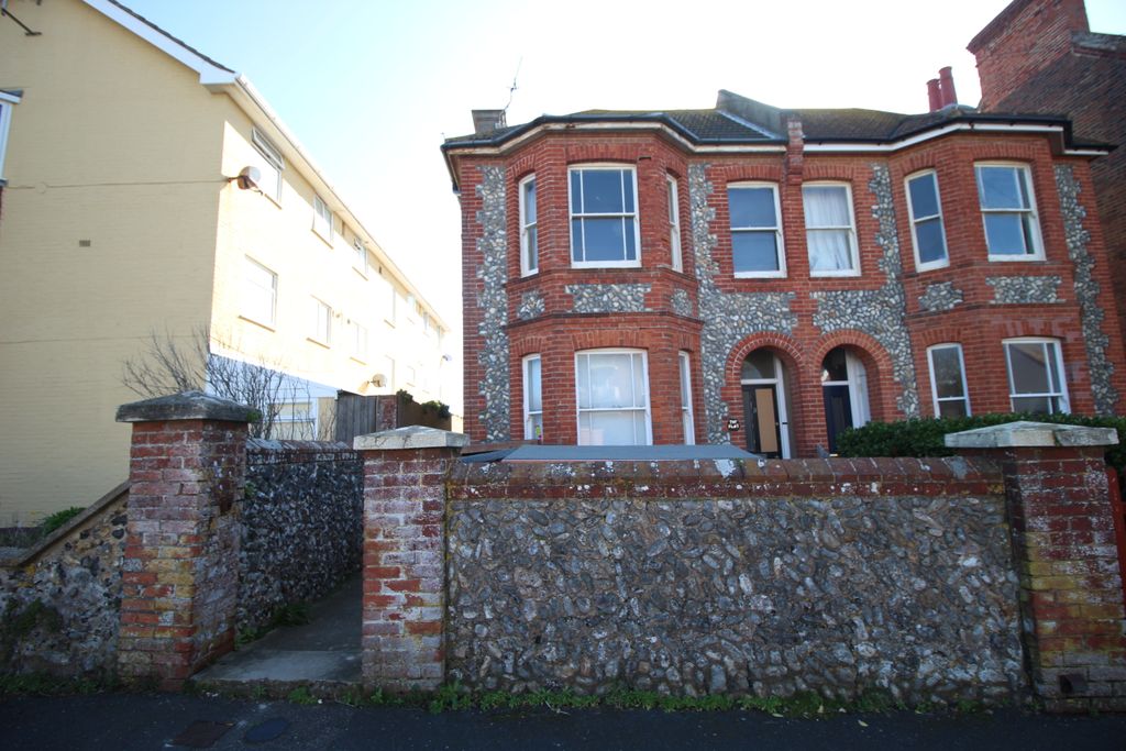 Property photo 1 of 9 Front Elevation