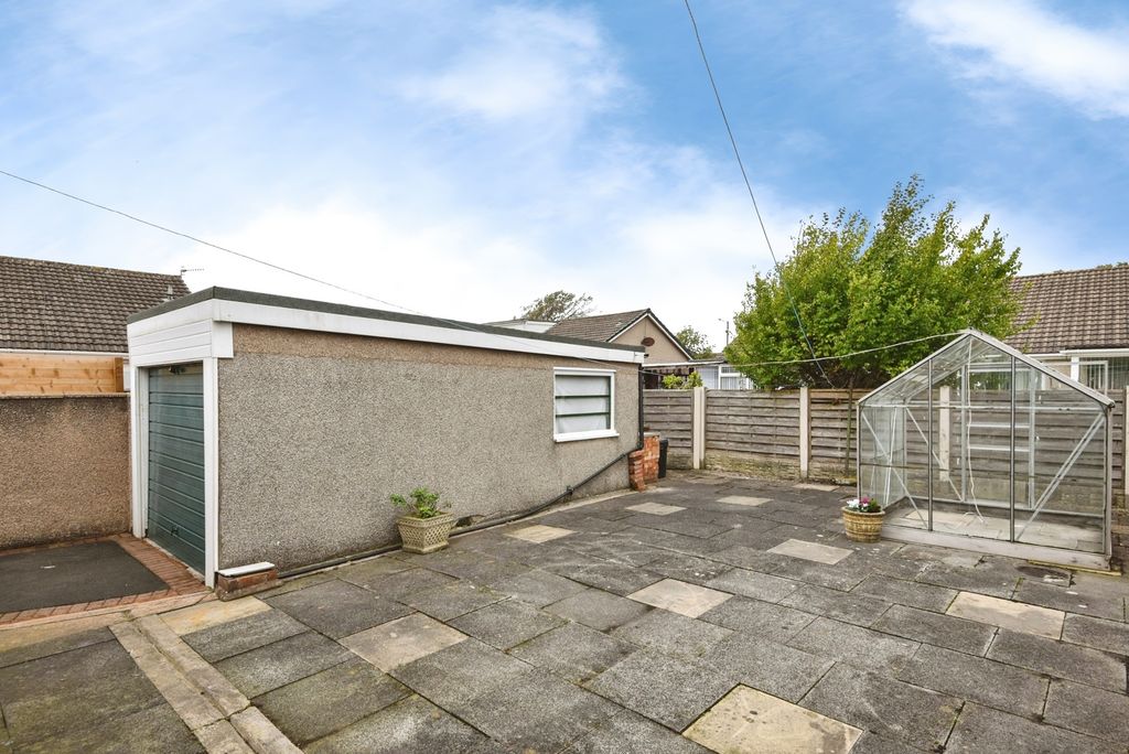 Property photo 2 of 20 Pbox-Img.Jpg