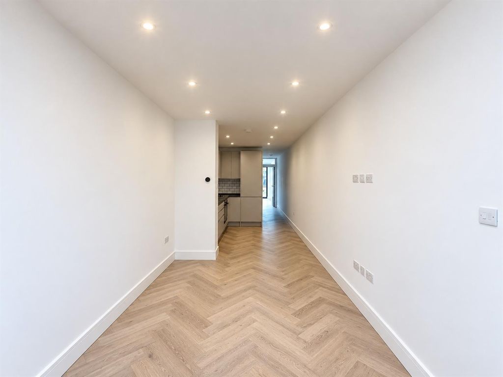 Property photo 1 of 5 Chatgpt Image 1.Jpg