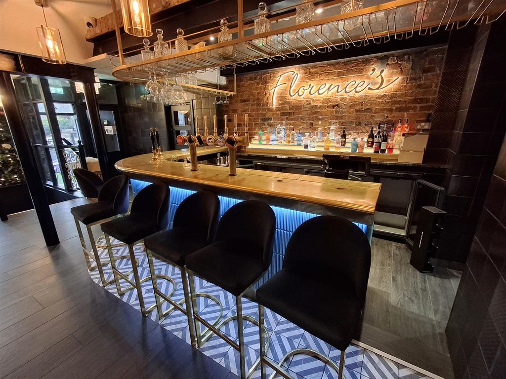 Property photo 2 of 8 Photo 1