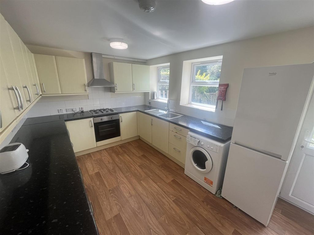 Property photo 3 of 9 Img_4062.Jpg