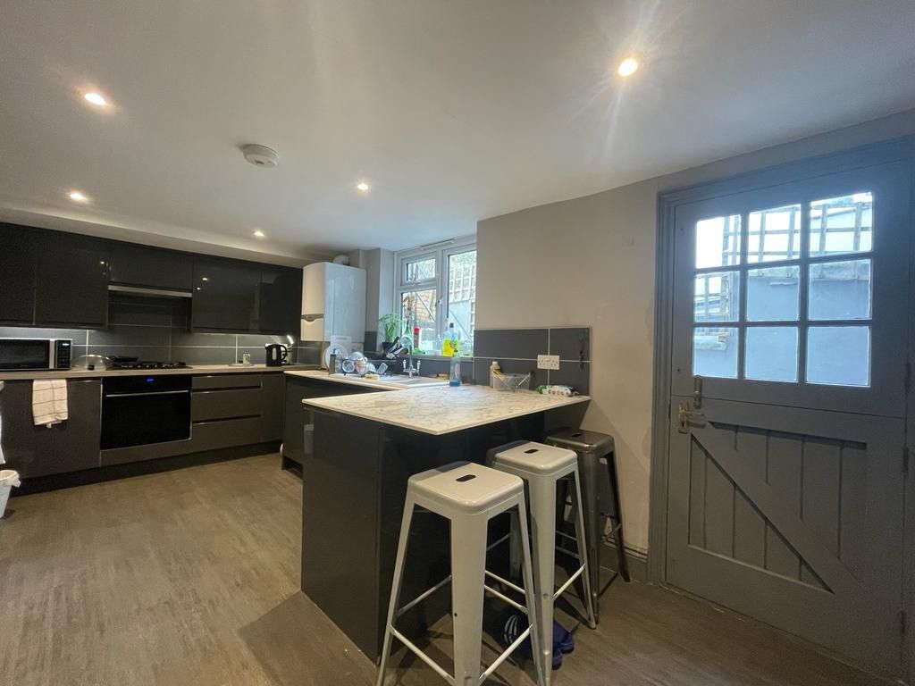 Property photo 2 of 16 4628251