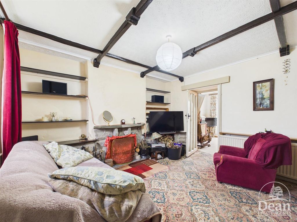 Property photo 3 of 32