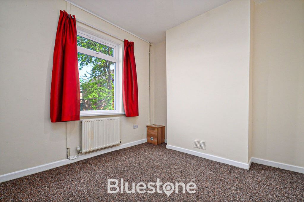 Property photo 3 of 25