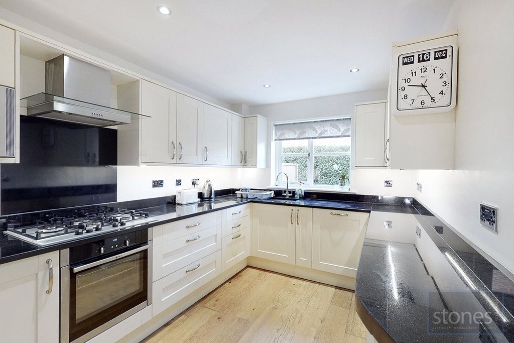 Property photo 2 of 22 Picture No. 06