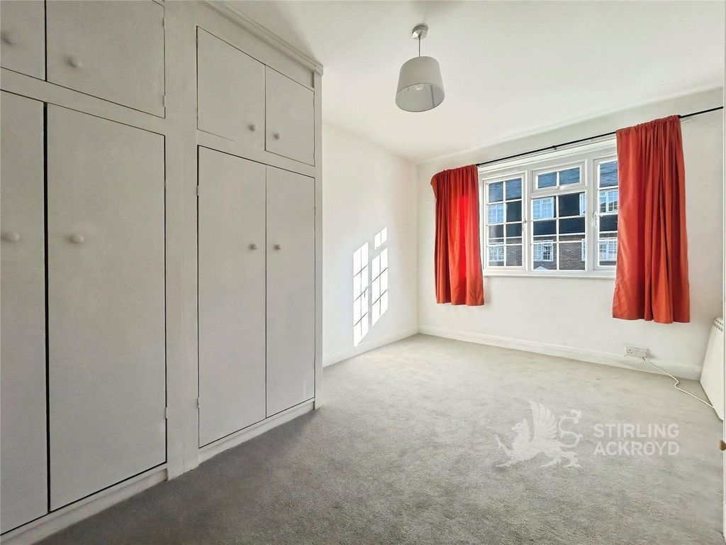 Property photo 3 of 7 Bedroom