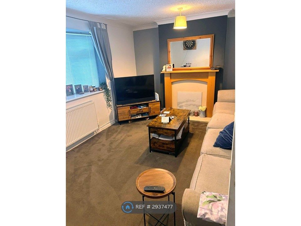 Property photo 2 of 3