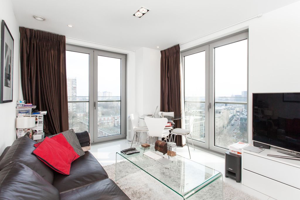 Property photo 1 of 8 Reception Room