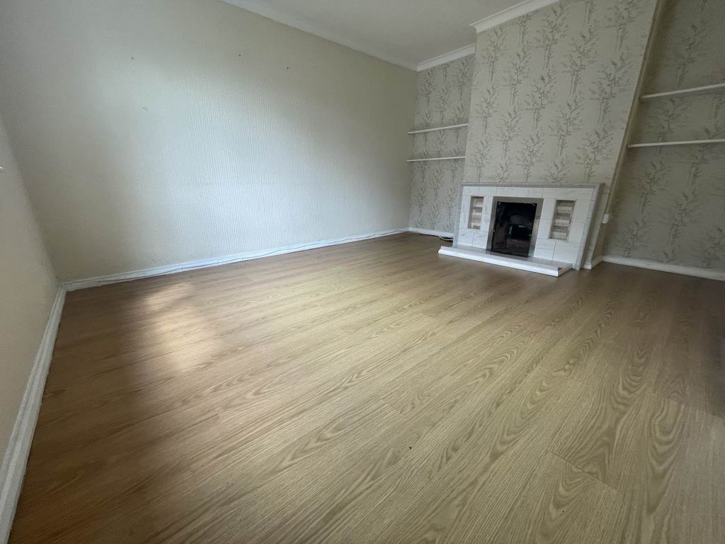 Property photo 3 of 8 Img_9592