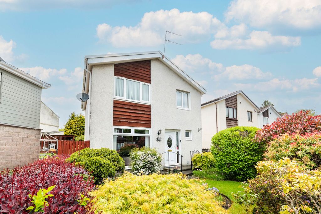 Property photo 1 of 30