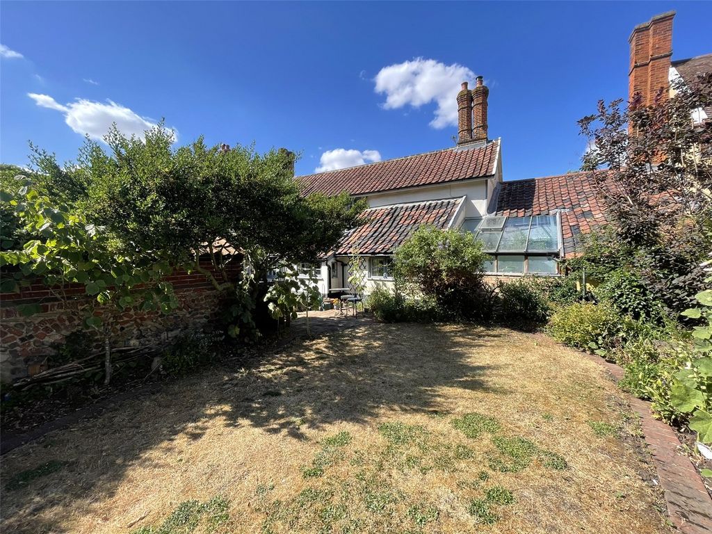 Property photo 2 of 25 Picture No. 31