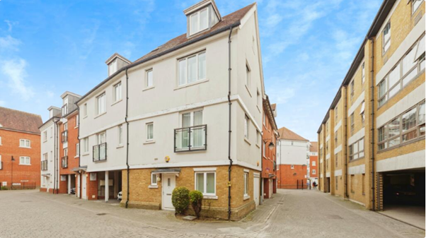 Property photo 1 of 6