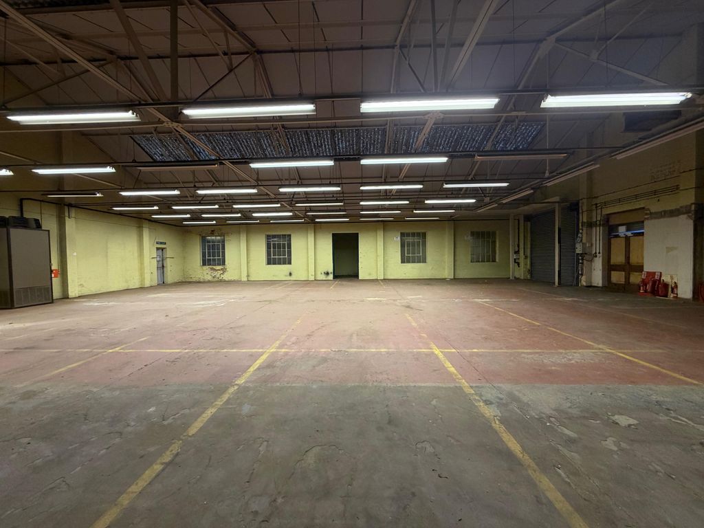 Property photo 3 of 5