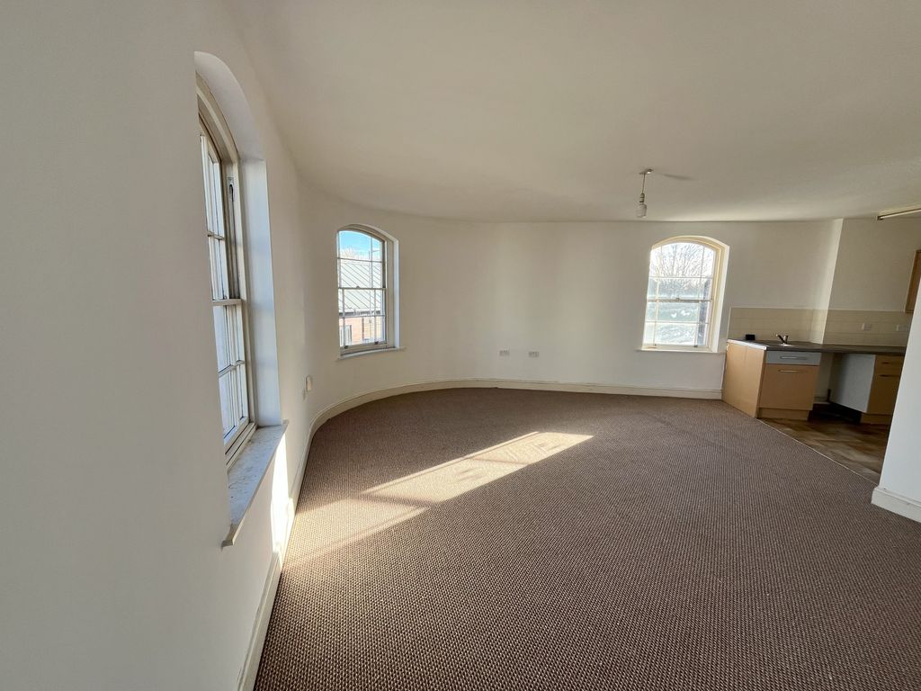 Property photo 3 of 8 Living Room 2