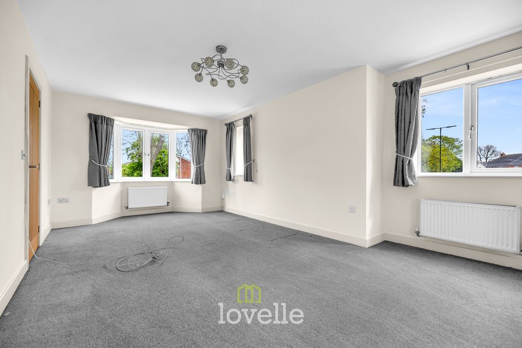 Property photo 2 of 26