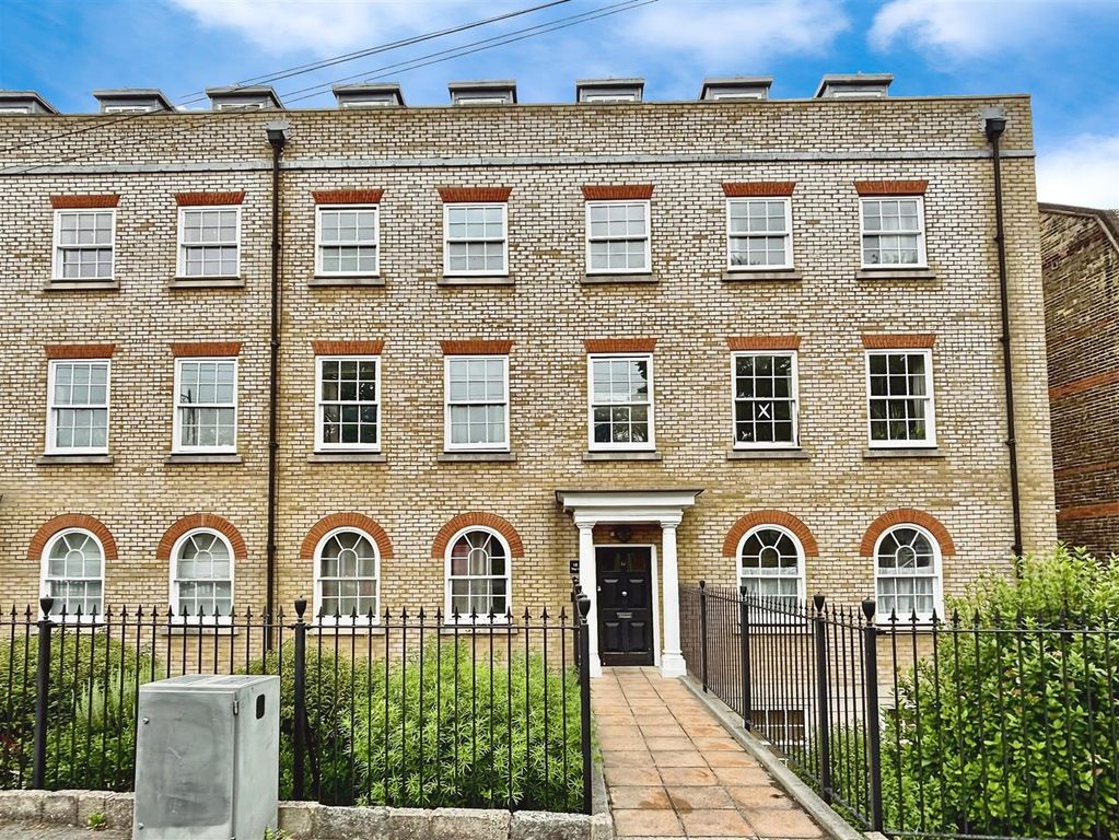 Property photo 1 of 13 327F8A7B-2.Jpg