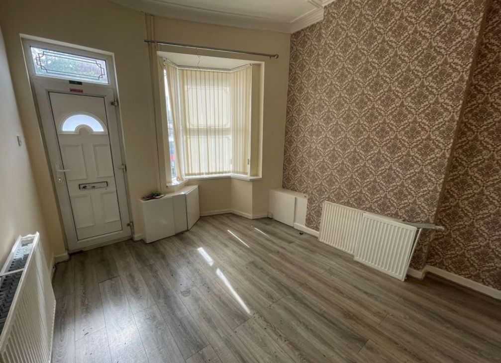 Property photo 3 of 9