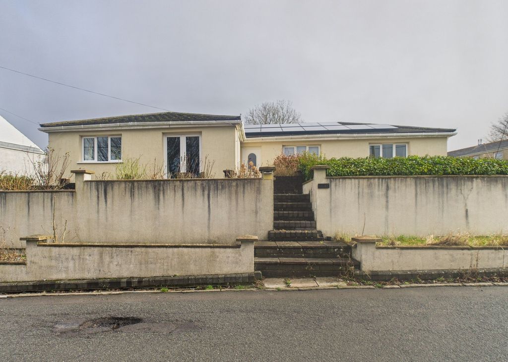 Additional image 5 of 3 bed detached bungalow for saleGarn Road, Nantyglo NP23