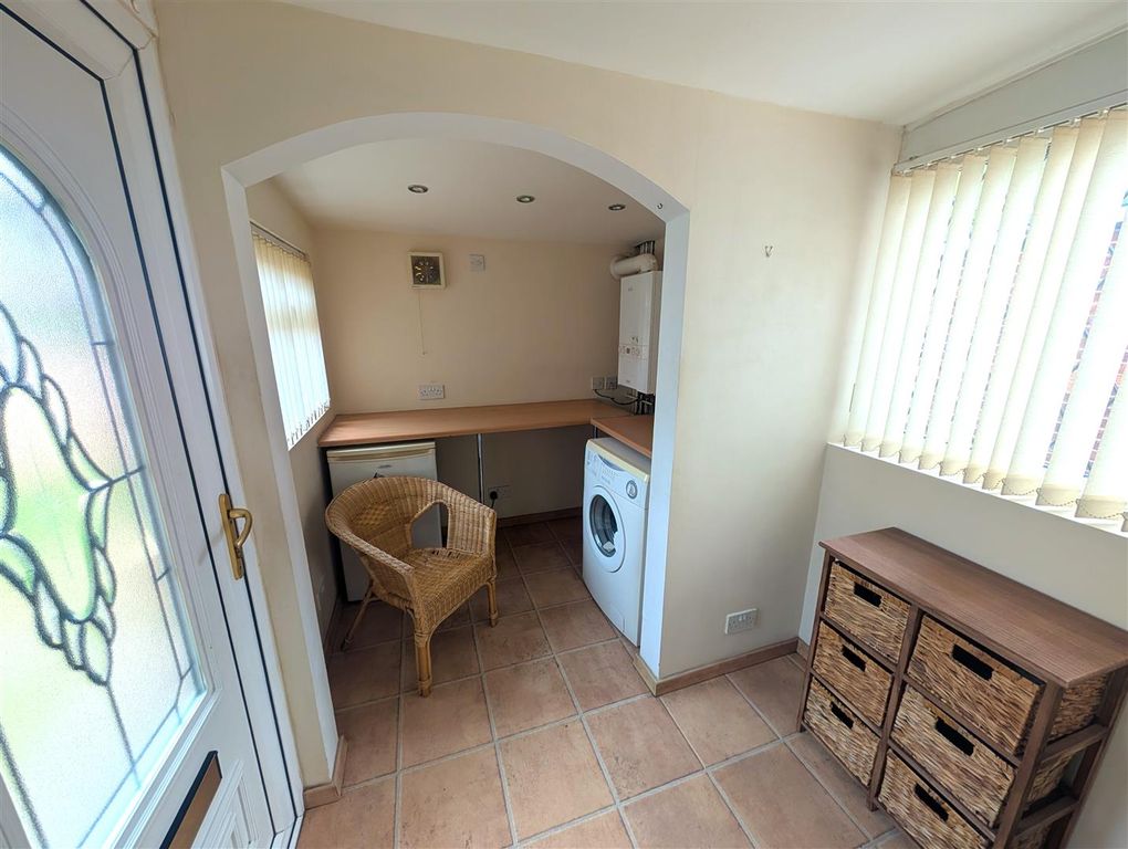 Property photo 2 of 13 Pxl_20260427_140142300.Jpg