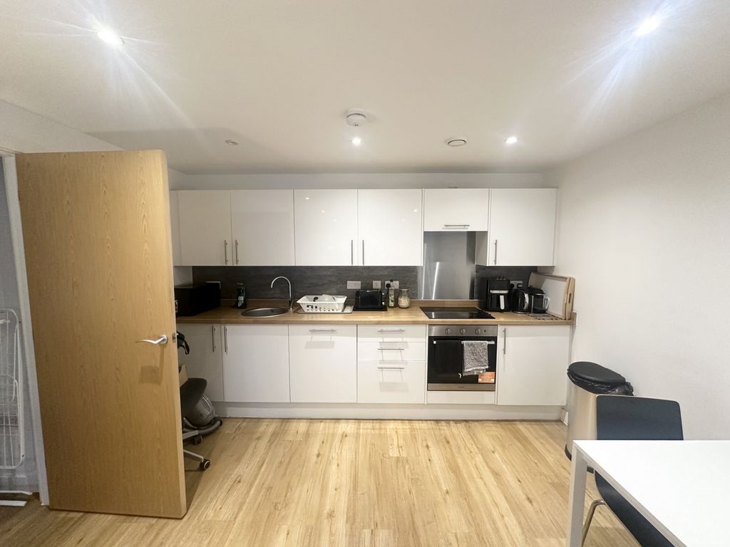 Property photo 2 of 14 Photo 2