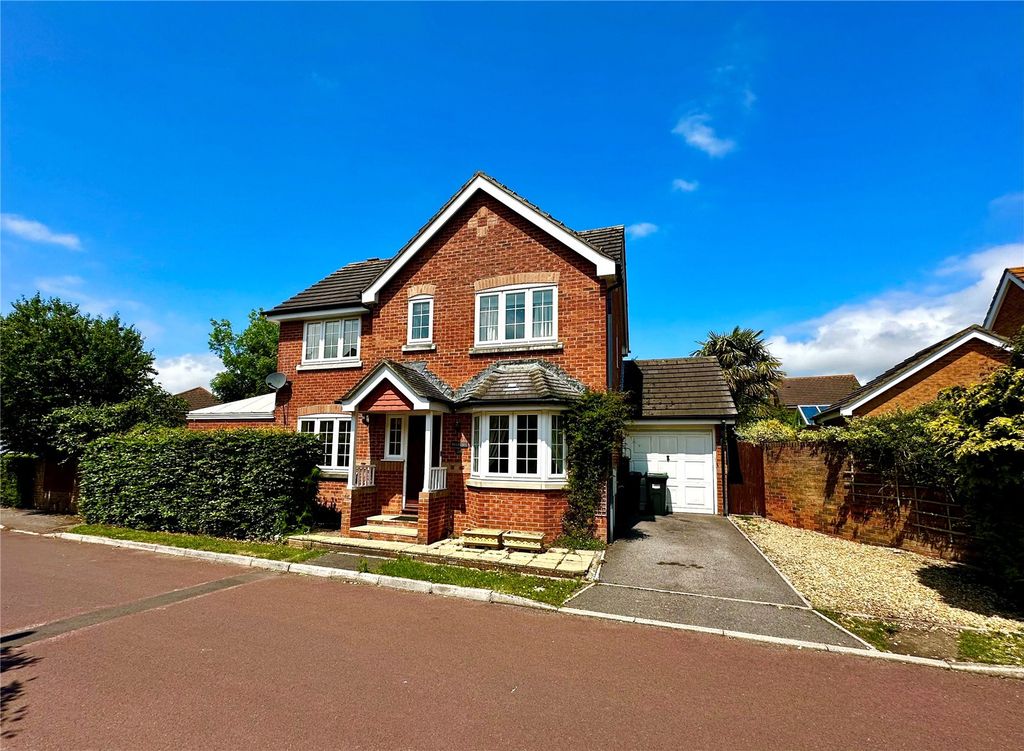 Property photo 1 of 14 External