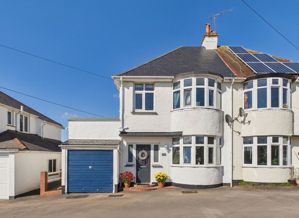 Property photo 1 of 16 Cam03640G0-Pr0118-Still001-001 (1)