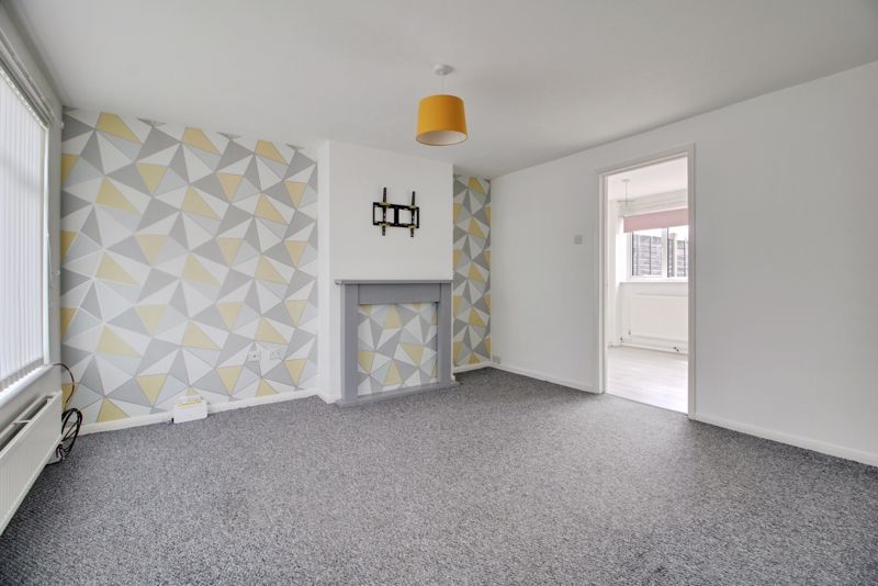 Property photo 2 of 14 Photo 3