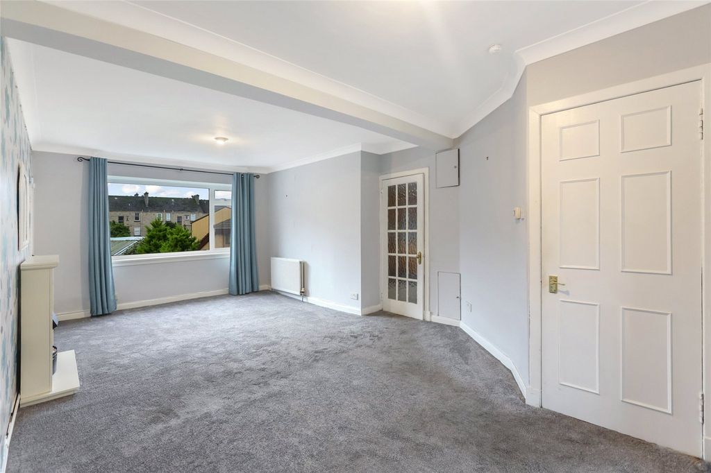 Property photo 3 of 15 Living/Dining Room