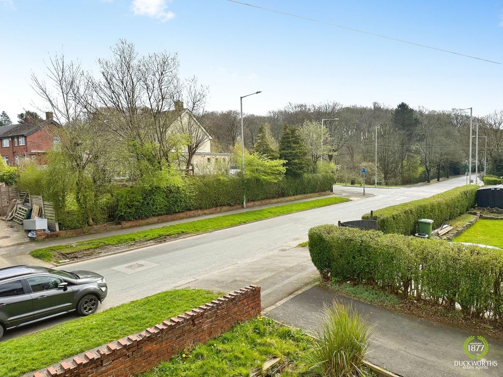 Property photo 2 of 21