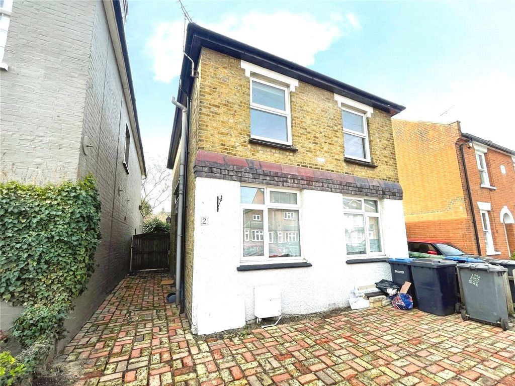 Property photo 3 of 12 Exterior