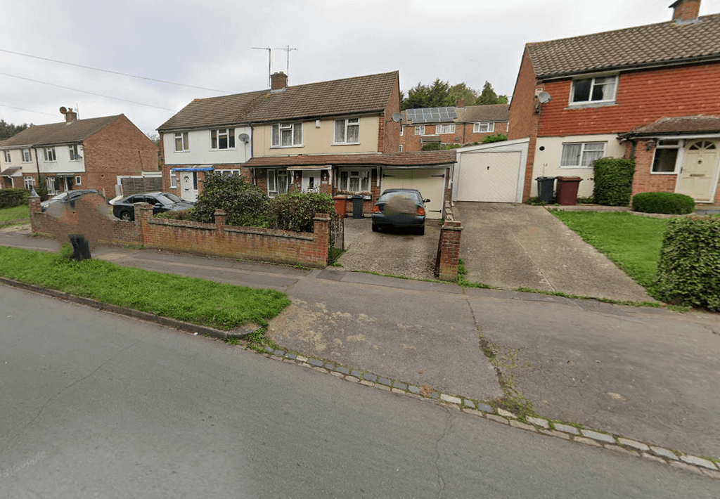 Property photo 1 of 1 3 Bed Semi-Detached House To Rent Blagdon Road, Reading Rg2