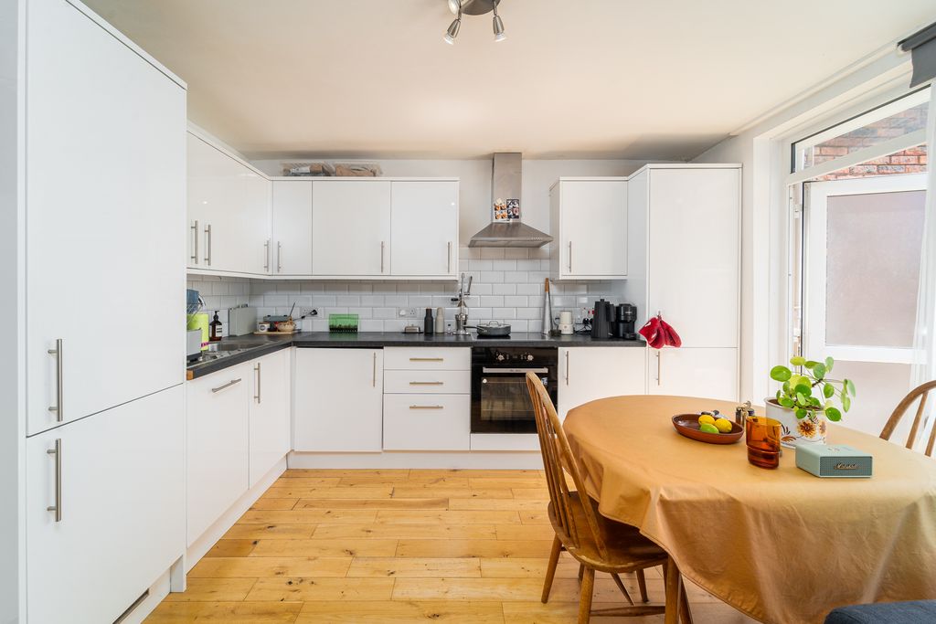 Property photo 1 of 15 Ndb09641-Edit