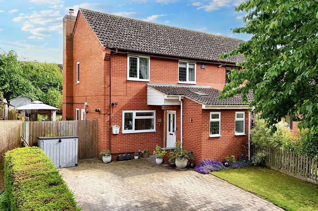 Property photo 1 of 18