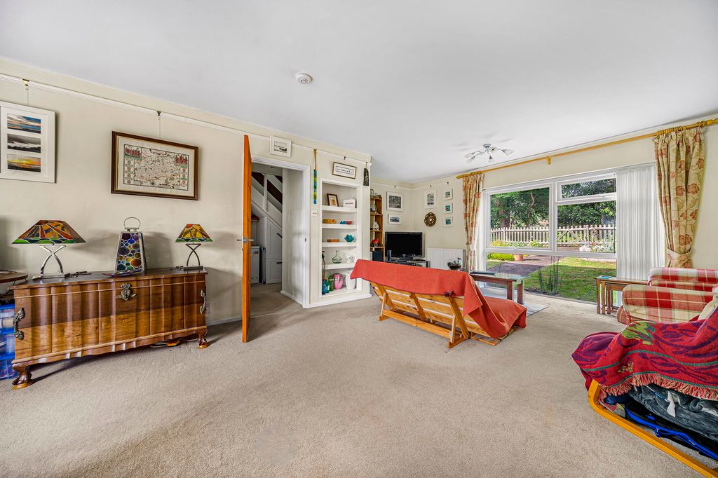 Property photo 3 of 19