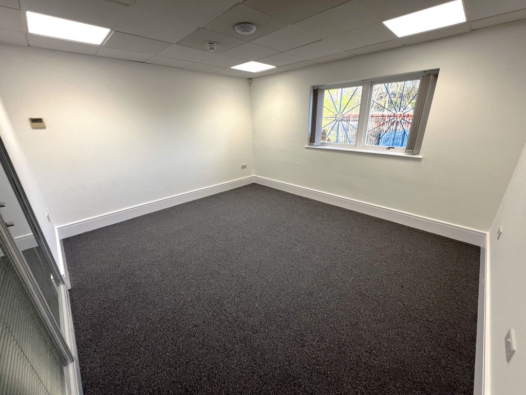 Property photo 2 of 6 Suite 4 - Ground Floor