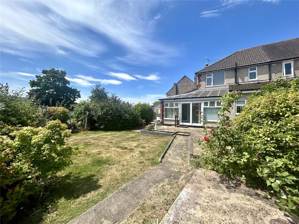 Property photo 2 of 24 Picture No. 36