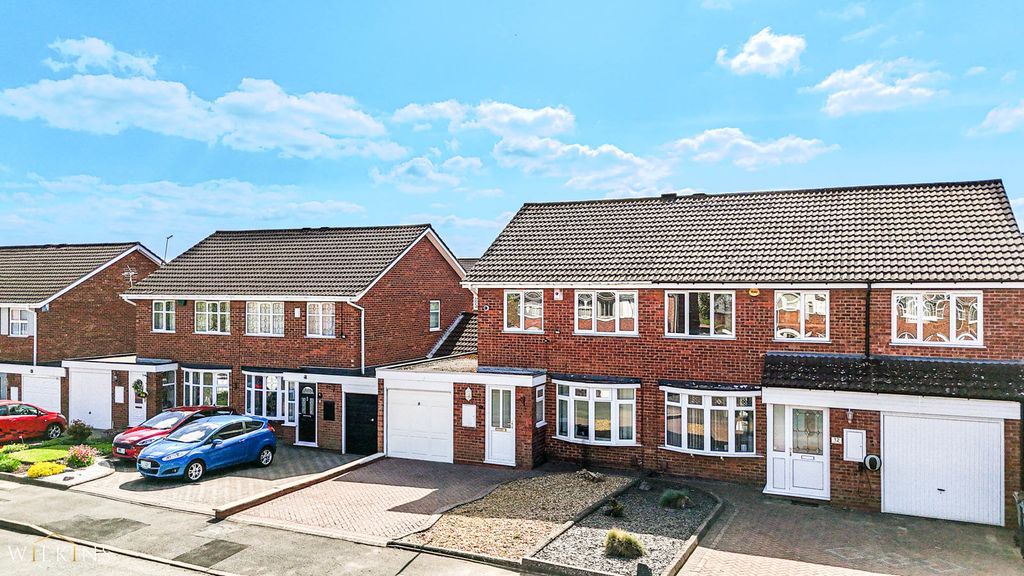 Property photo 1 of 26 Photograph