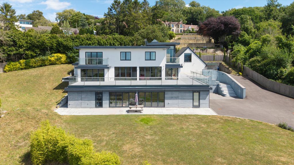 Property photo 1 of 24 Image