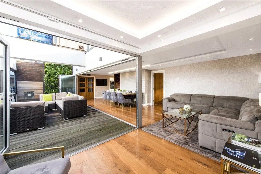 Property photo 1 of 20 Photo 20