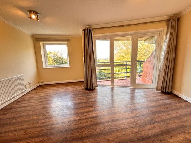 Property photo 3 of 8 Living Room