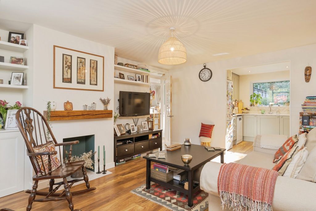 Property photo 2 of 18 Pbox-Img.Jpg