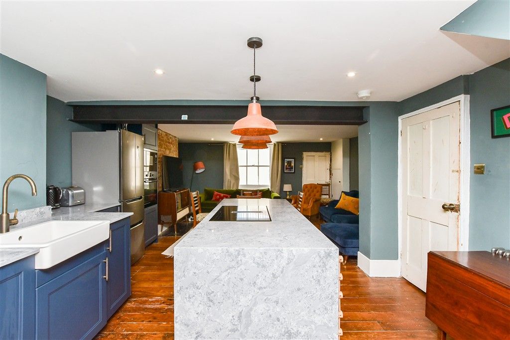 Property photo 1 of 17 Kitchen/Diner