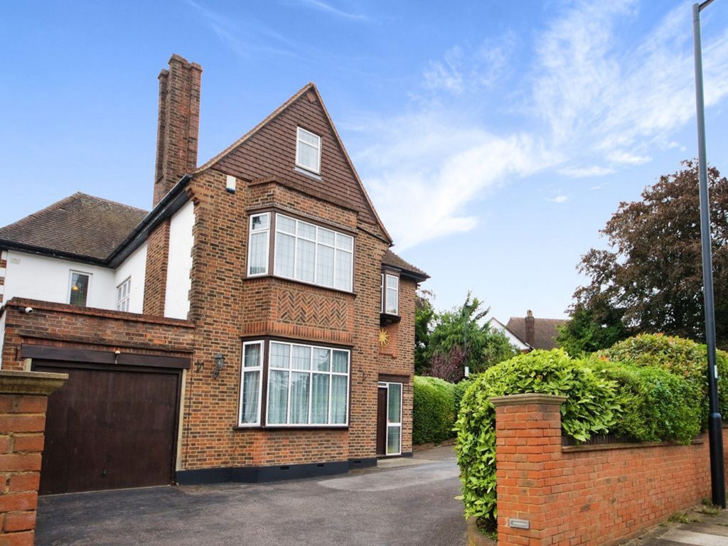 Property photo 2 of 14