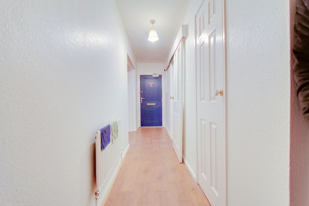 Property photo 1 of 9 Photo 1